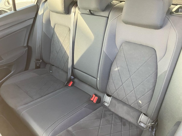 Volkswagen Golf 1.5 eTSI DSG Golf VIII