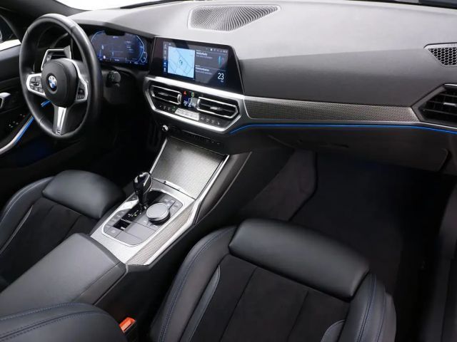 BMW 330 330e M-Sport xDrive