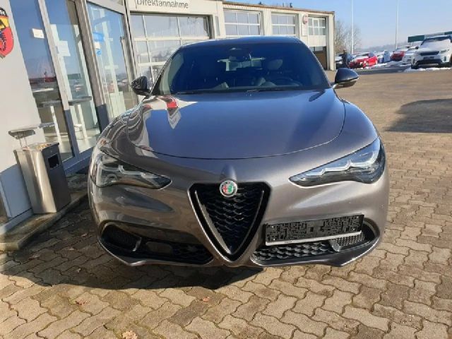 Alfa Romeo Stelvio Q4 Veloce