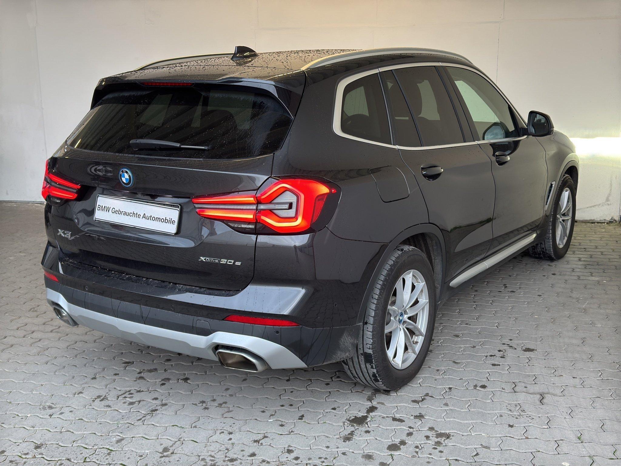 BMW X3 xDrive30e