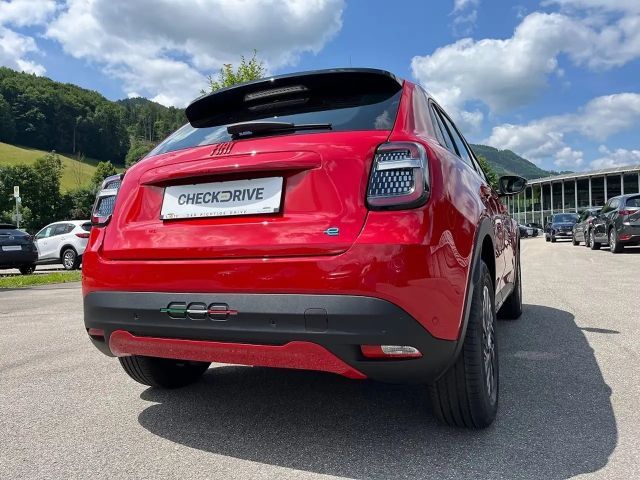 Fiat 600e 600 Elektro (RED) 54 kWh