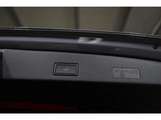 Volkswagen Golf 2.0 TDI R-Line Variant