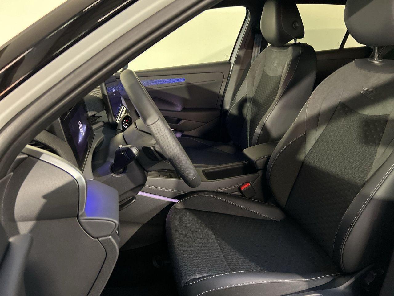 Volkswagen T-Roc 1.5 eTSI DSG IQ.Drive R-Line