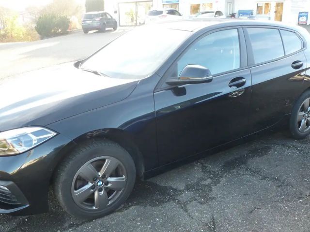 BMW 118 118i Advantage pakket