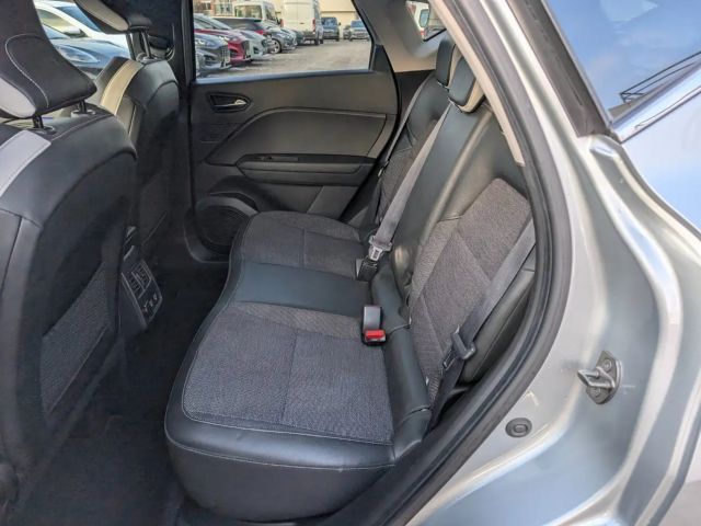 Renault Captur TCe 140 Techno