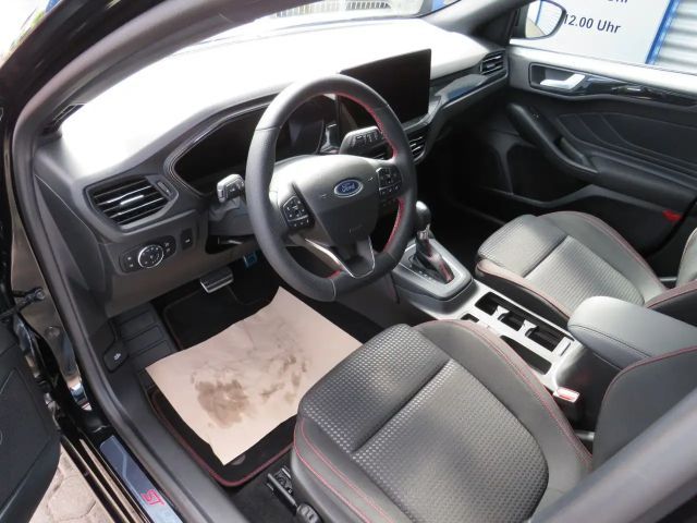 Ford Focus ST Line Wagon