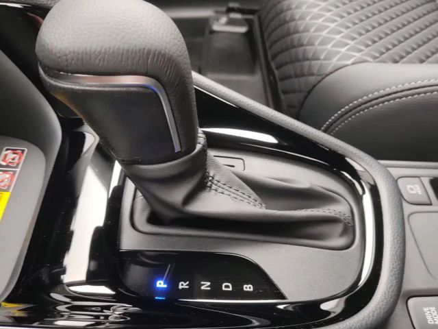 Toyota Yaris Hatchback Hybride Style