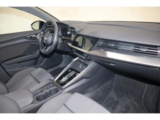 Audi A3 35 TDI S-Line Sedan Sportback