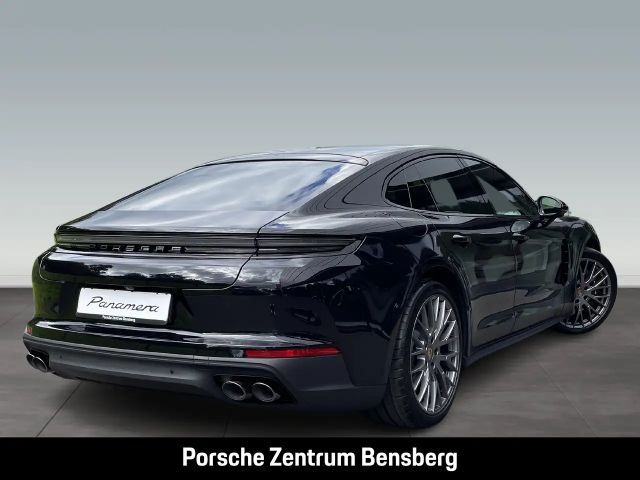 Porsche Panamera 4 E-Hybrid