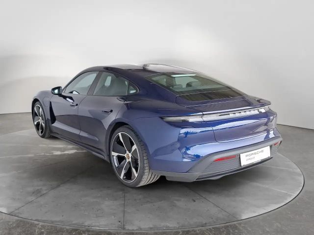 Porsche Taycan Plus
