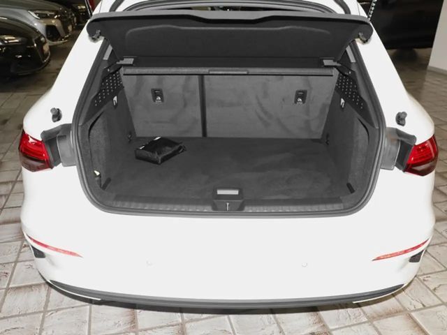 Audi A3 30 TFSI Sedan Sportback