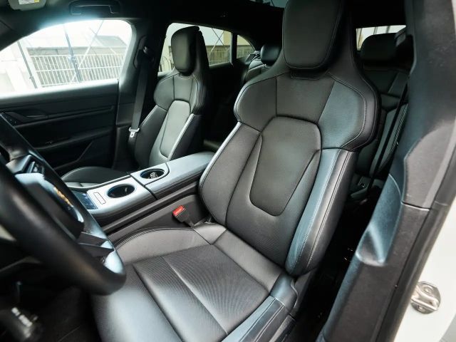 Porsche Taycan Sport Turismo