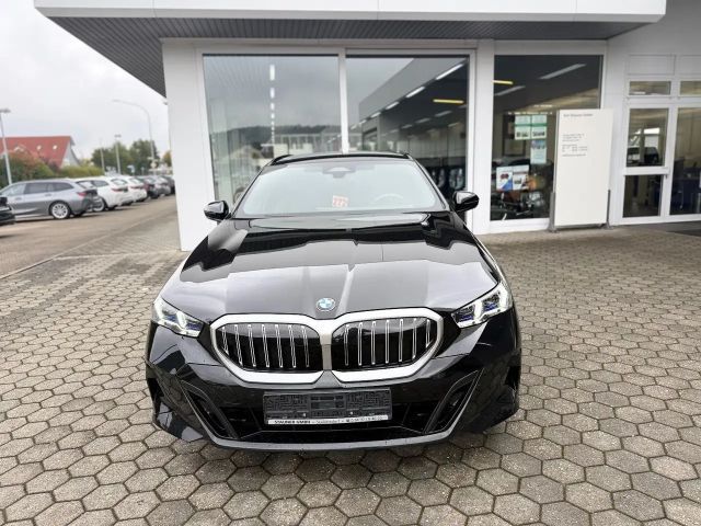 BMW 520 520d M-Sport Touring