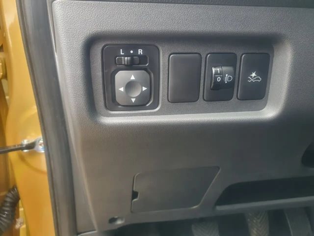 Mitsubishi Space Star Invite Star