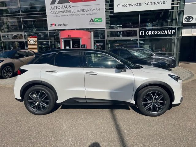 Lexus LBX E-Four Emotion