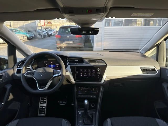 Volkswagen Touran 1.5 TSI DSG