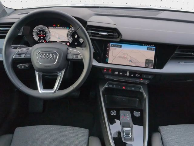 Audi A3 45 TFSI Hybride S-Line Sedan