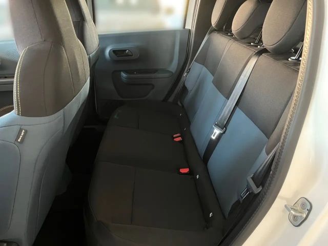 Fiat Grande Panda 1.2 ICON Hybrid eDCT