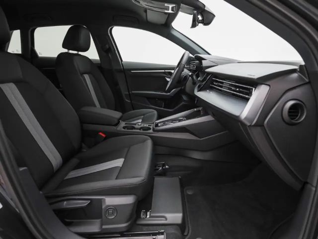 Audi A3 30 TFSI S-Tronic Sedan Sportback