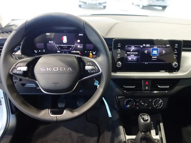 Skoda Kamiq Essence TSI