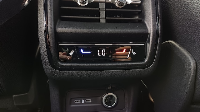 Skoda Kodiaq 7-SITZE,AHK, KAMERA, PANORAMA, ANSCHLUSSGARANTIE