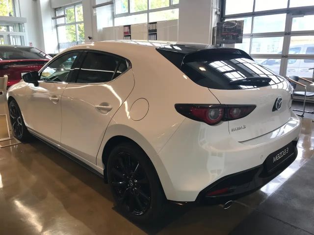 Mazda 3 2.5L Homura SkyActiv e-Skyactiv