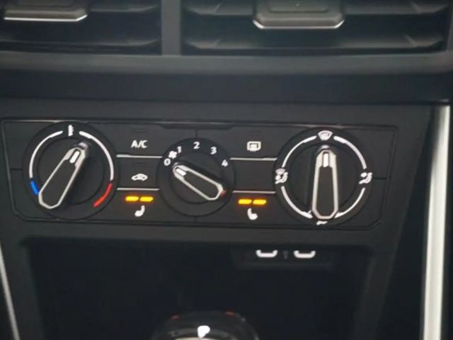 Volkswagen Polo DSG Life