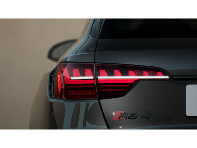 Audi RS4 Avant Quattro