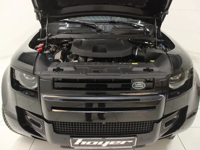 Land Rover Defender 110 Black Pack D300