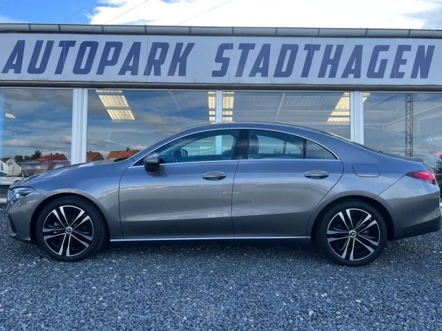 Mercedes-Benz CLA 180 Coupé Progressive