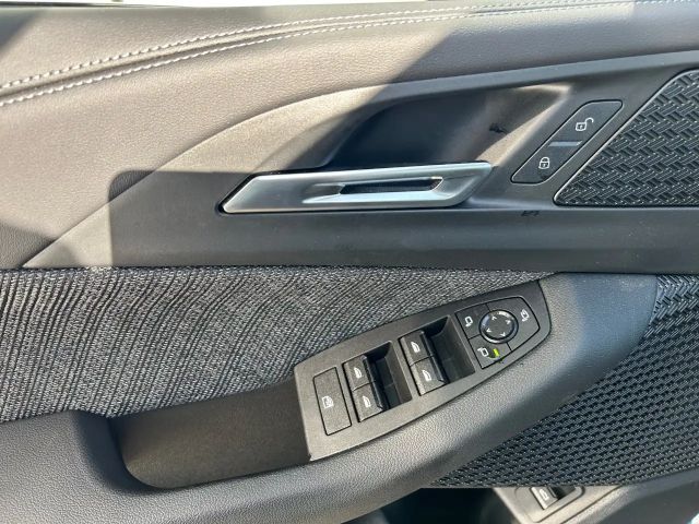 BMW 220 220i Active Tourer