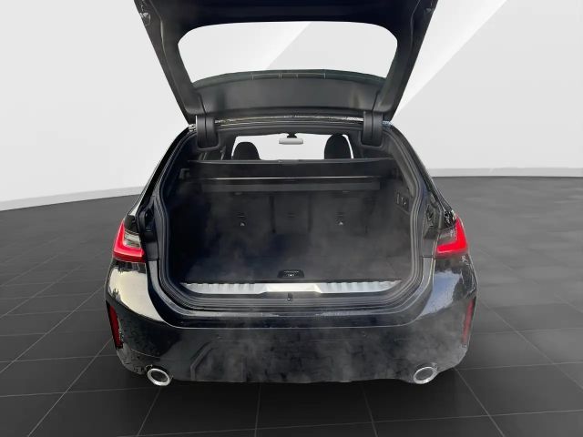 BMW 330 330e M-Sport Touring