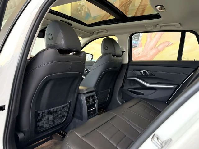 BMW 320 320d Touring