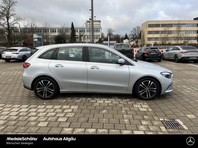 Mercedes-Benz B 220 4MATIC
