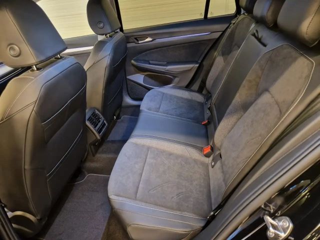 Volkswagen Golf Business DSG Variant