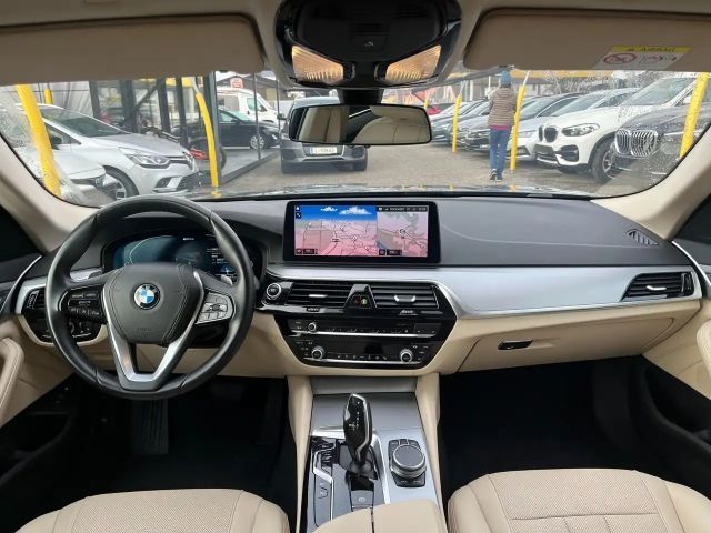 BMW 530 530e Touring xDrive