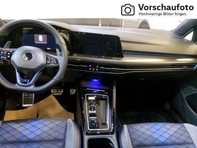 Volkswagen Golf 2.0 TSI DSG Golf VIII