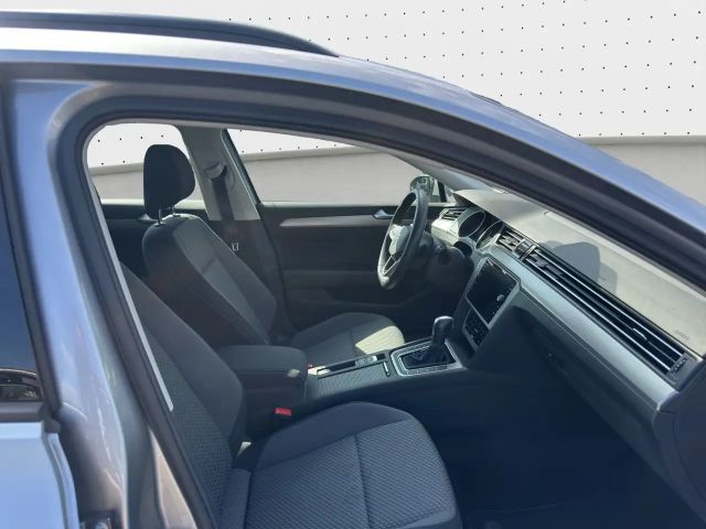 Volkswagen Passat 1.5 TSI DSG Variant