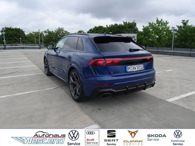 Audi RS Q8 Performance Quattro