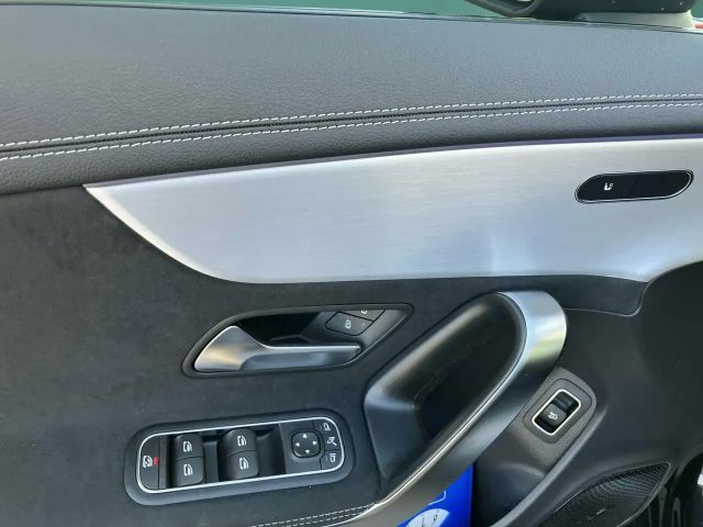 Mercedes-Benz CLA 200 AMG Line Shooting Brake