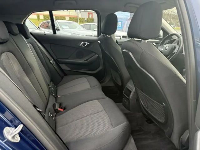 BMW 118 118i Advantage pakket Sedan