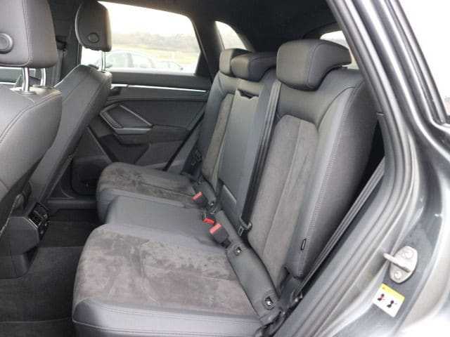 Audi RS Q3 Quattro S-Tronic