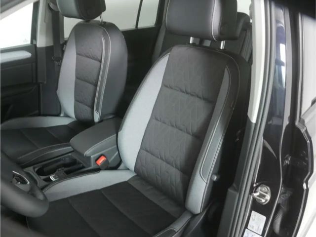 Volkswagen Touran 2.0 TDI DSG R-Line