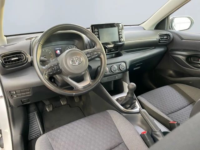 Toyota Yaris 1.0 VVT-i Comfort Hatchback