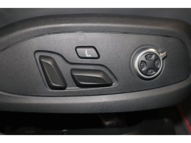 Audi A4 40 TDI Avant S-Line