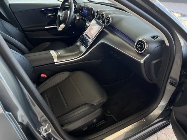 Mercedes-Benz C 200 AVANTGARDE C 200 d Estate