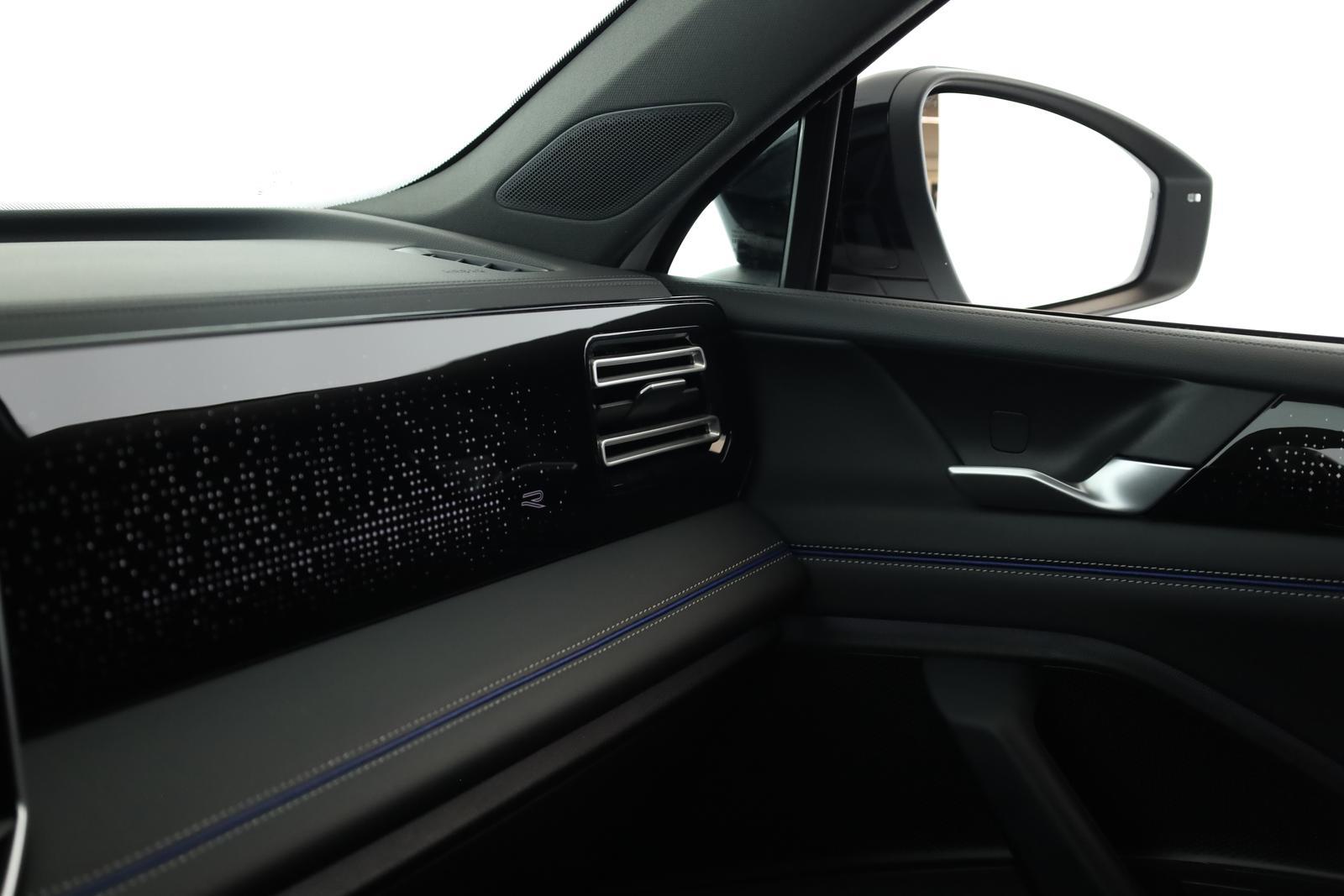 Volkswagen Tiguan 2.0 TSI DSG IQ.Drive R-Line