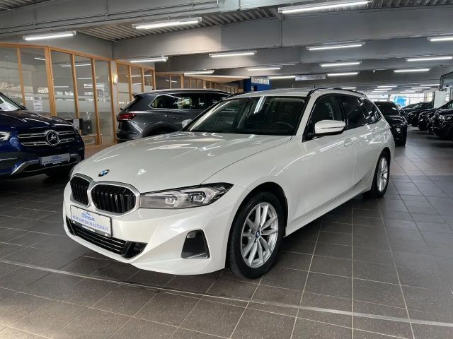 BMW 320 320d Touring xDrive