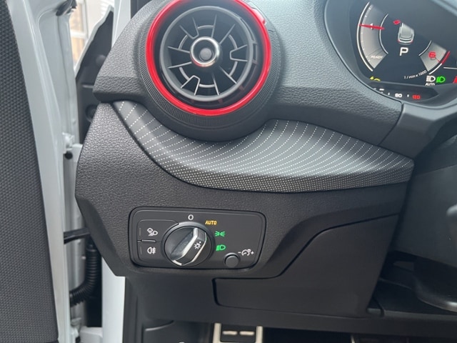 Audi Q2 35 TDI S-Line S-Tronic