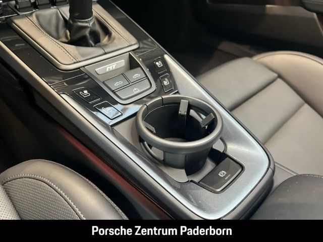 Porsche 992 Cabrio Carrera Turbo